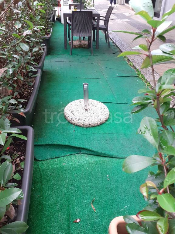 negozio in vendita a Pistoia in zona Centro Città