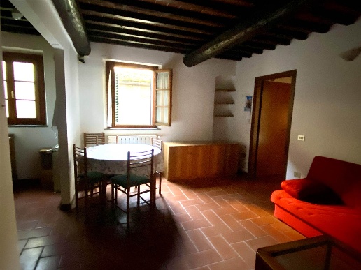 appartamento in vendita a Pistoia in zona Centro Città