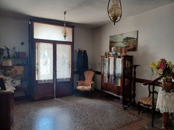 casa indipendente in vendita a Pistoia