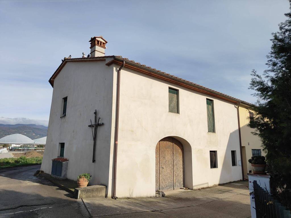 casa indipendente in vendita a Pistoia