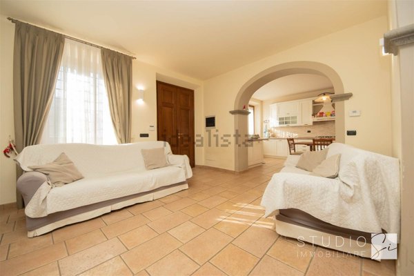 casale in vendita a Pistoia