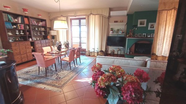 casa indipendente in vendita a Pistoia in zona Centro Città