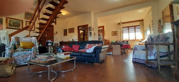 appartamento in vendita a Pistoia in zona Stadio