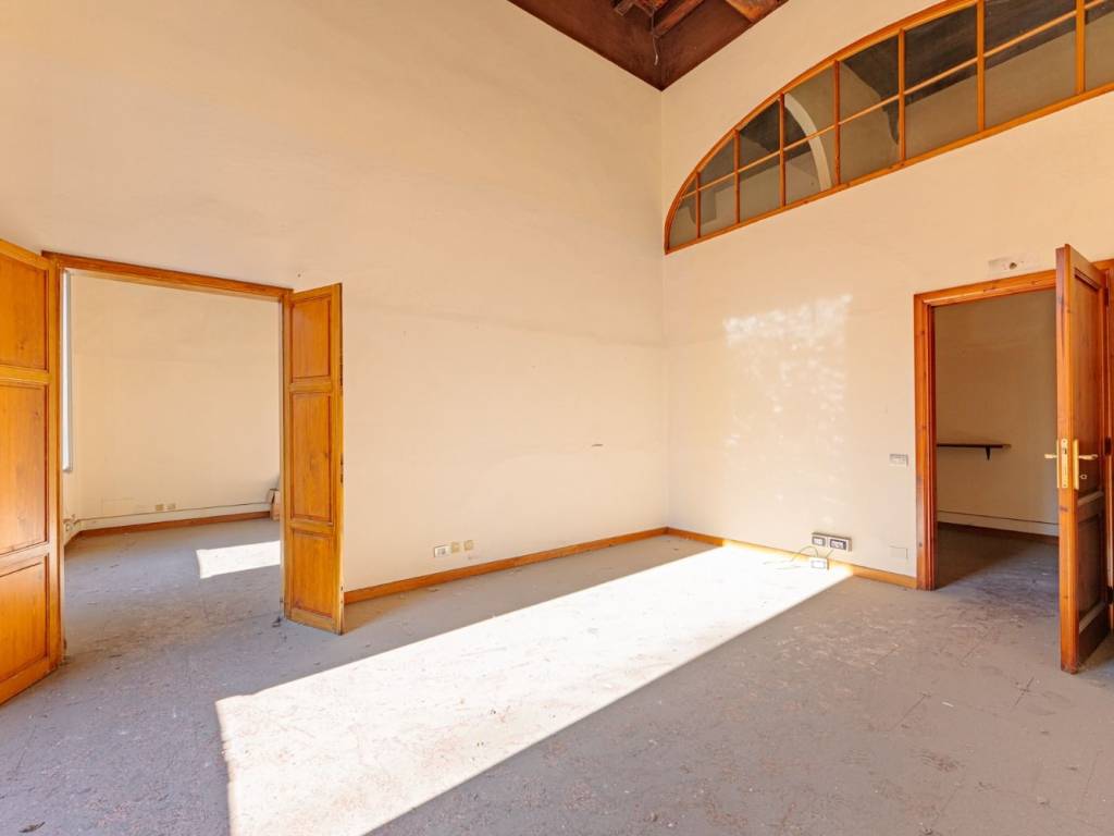 ufficio in vendita a Pistoia in zona Centro Città