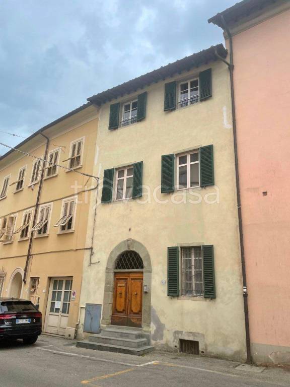 appartamento in vendita a Pistoia in zona Centro Città