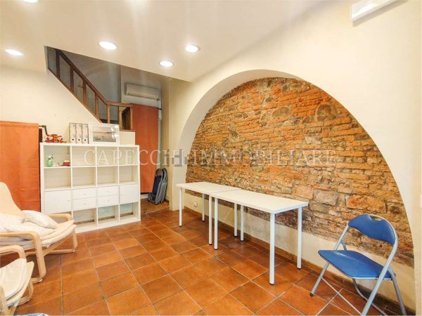 ufficio in vendita a Pistoia
