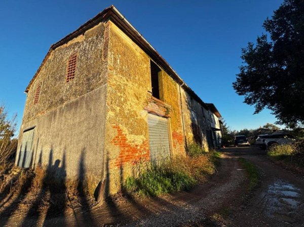 casa indipendente in vendita a Pistoia