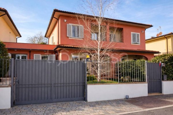 casa indipendente in vendita a Pistoia