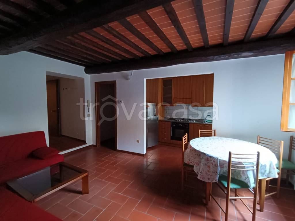 appartamento in vendita a Pistoia in zona Centro Città