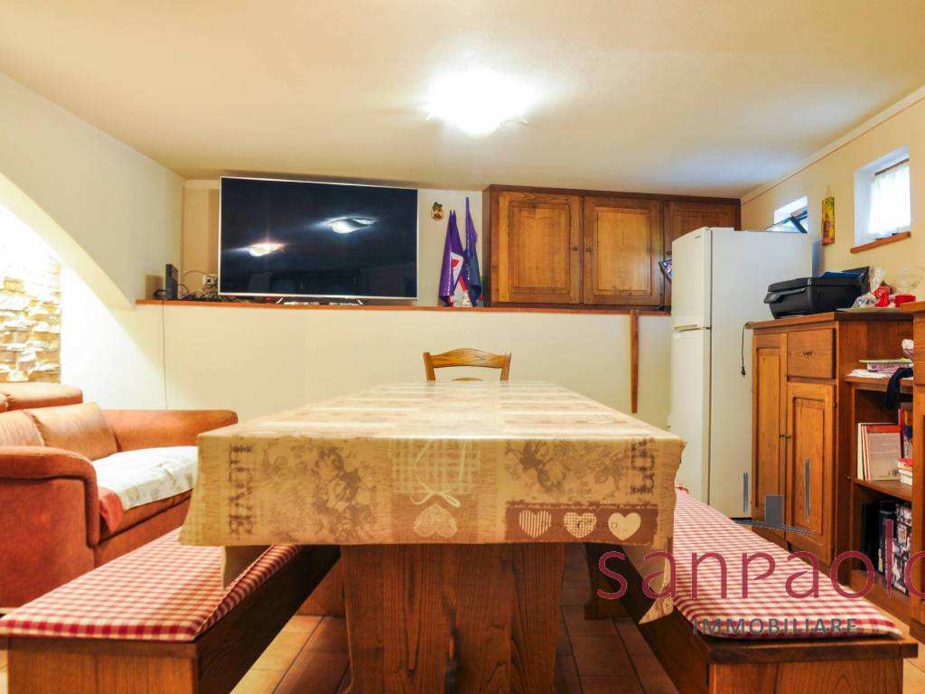 casa indipendente in vendita a Pistoia