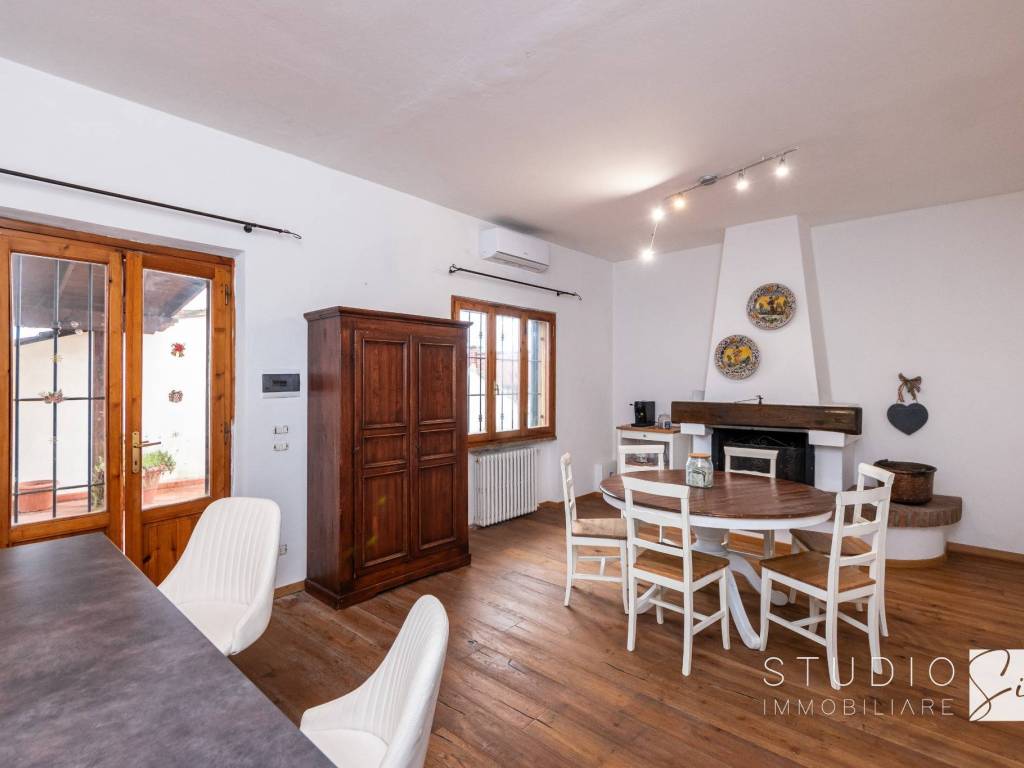 appartamento in vendita a Pistoia in zona Centro Città