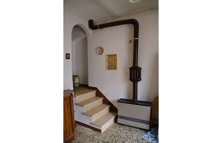 casa indipendente in vendita a Pistoia in zona Pontelungo