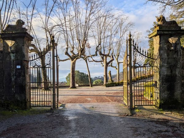 casa indipendente in vendita a Pistoia in zona San Felice