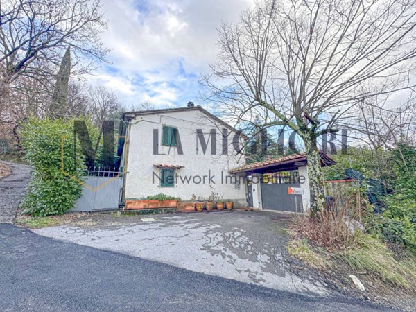 casa indipendente in vendita a Pistoia in zona San Felice