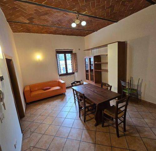 appartamento in vendita a Pistoia in zona Centro Città