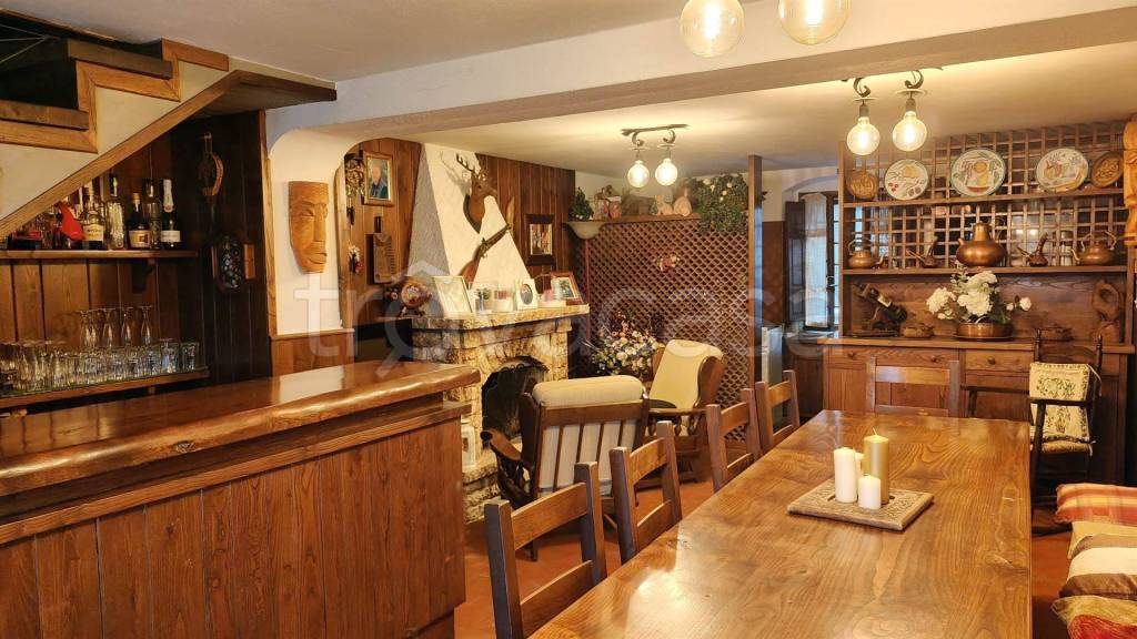 casa indipendente in vendita a Pistoia in zona Baggio