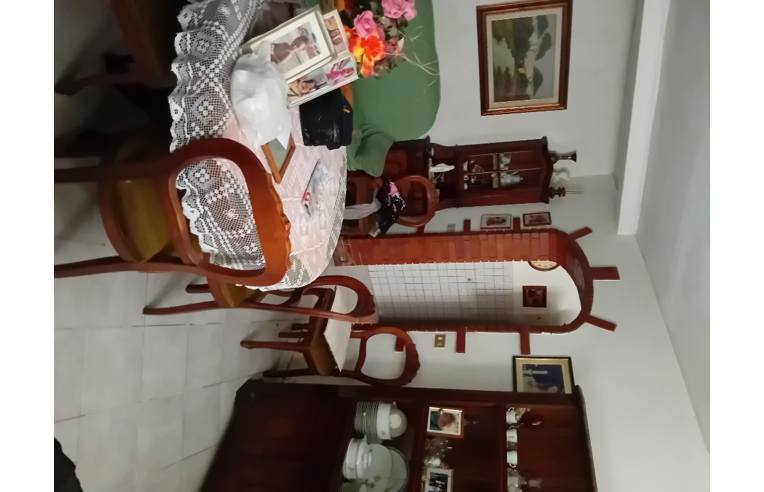 casa indipendente in vendita a Pistoia in zona Centro Città