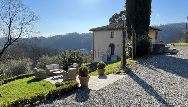 villa in vendita a Pistoia in zona San Felice