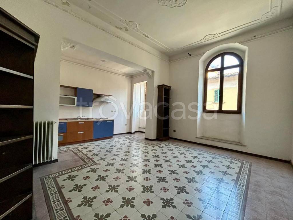 appartamento in vendita a Pistoia in zona Centro Città
