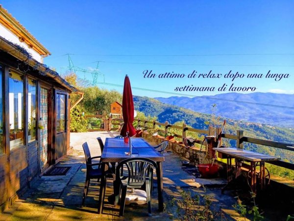 casa indipendente in vendita a Pistoia in zona Arcigliano