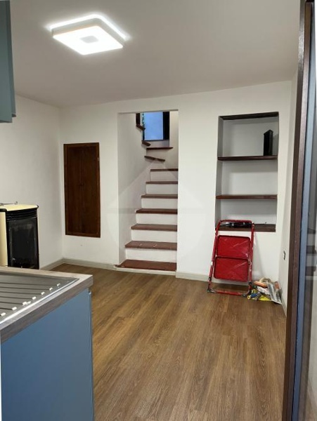 casa indipendente in vendita a Pistoia in zona Santomoro