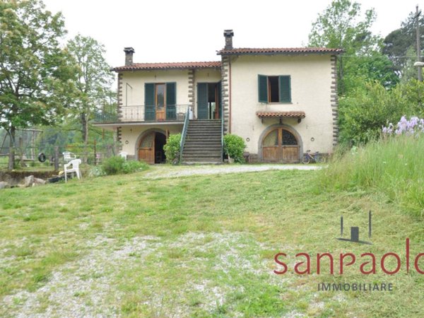 casa indipendente in vendita a Pistoia in zona Le Piastre