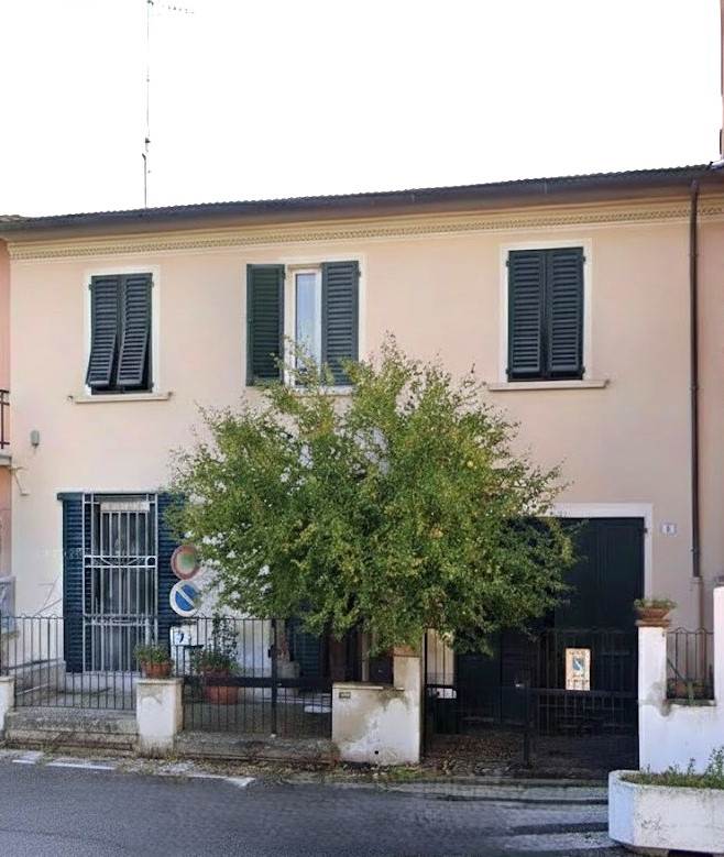 casa indipendente in vendita a Pistoia in zona Centro Città