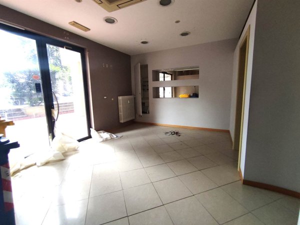 ufficio in vendita a Pistoia in zona Centro Città