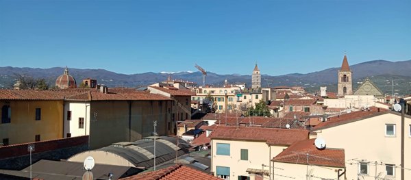 appartamento in vendita a Pistoia in zona Centro Città