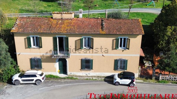 casa indipendente in vendita a Pistoia