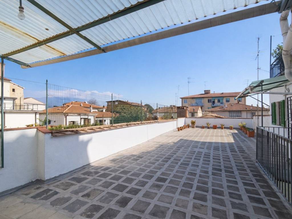 appartamento in vendita a Pistoia in zona Centro Città