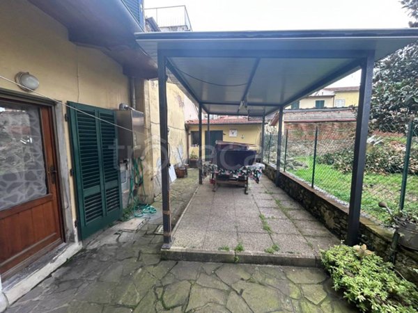 appartamento in vendita a Pistoia in zona Spazzavento