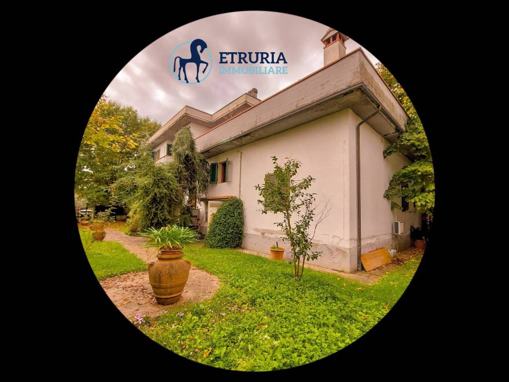 casa indipendente in vendita a Pistoia