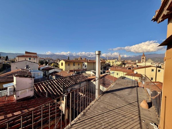 appartamento in vendita a Pistoia in zona Centro Città