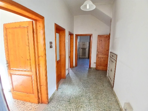 casa indipendente in vendita a Pistoia in zona Centro Città