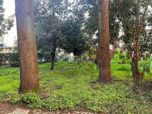 appartamento in vendita a Pistoia in zona Centro Città