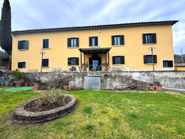 casa indipendente in vendita a Pistoia