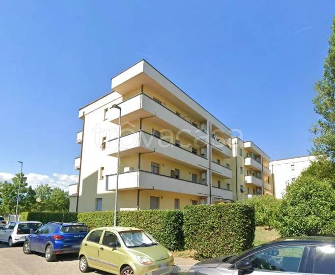 appartamento in vendita a Pistoia in zona Bottegone