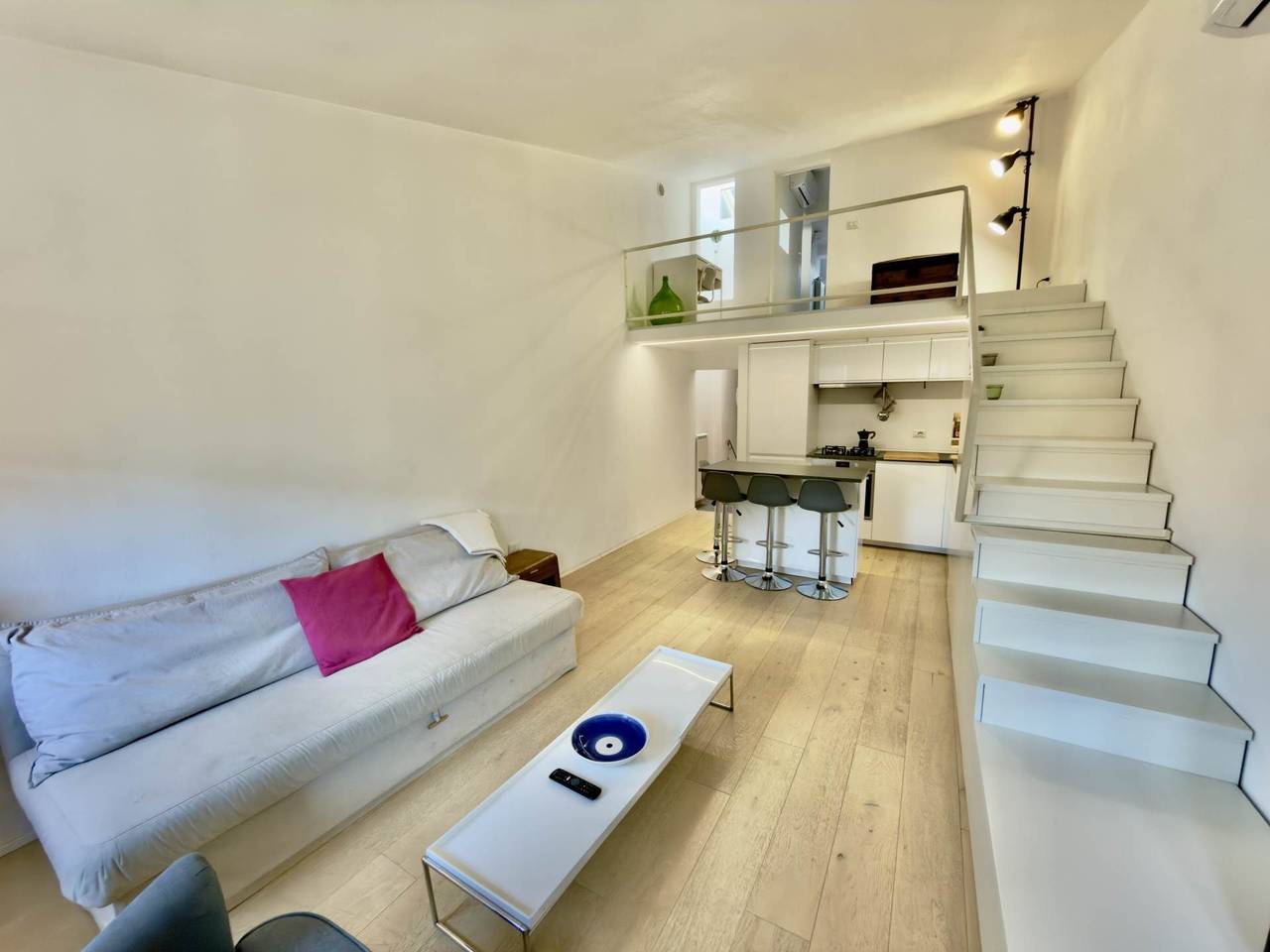 appartamento in vendita a Pistoia in zona Centro Città