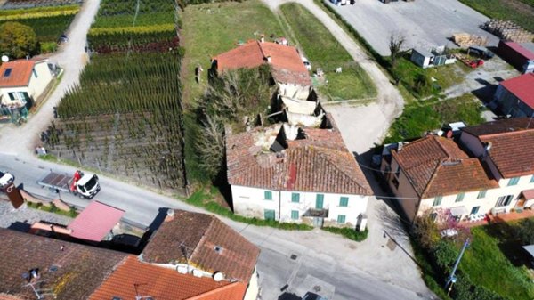 rudere in vendita a Pistoia in zona Centro Città