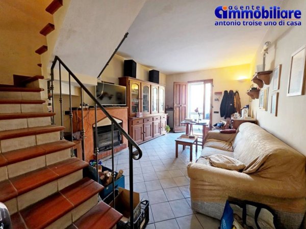 casa indipendente in vendita a Pistoia