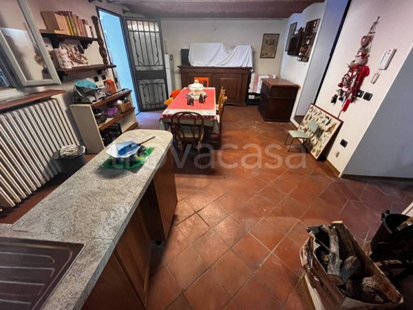 casa indipendente in vendita a Pistoia in zona Centro Città