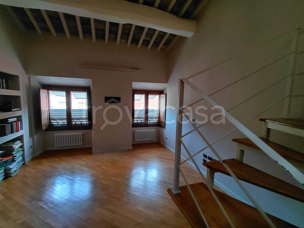 appartamento in vendita a Pistoia in zona Centro Città