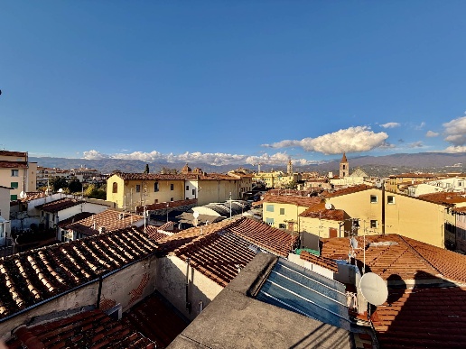 appartamento in vendita a Pistoia in zona Centro Città