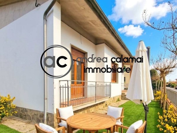 casa indipendente in vendita a Pistoia