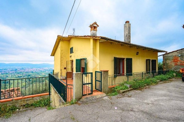 casa indipendente in vendita a Pistoia in zona Valdibrana