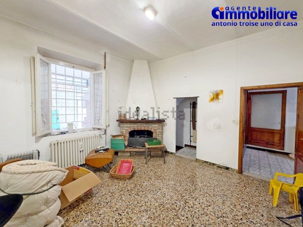 casa indipendente in vendita a Pistoia in zona Centro Città
