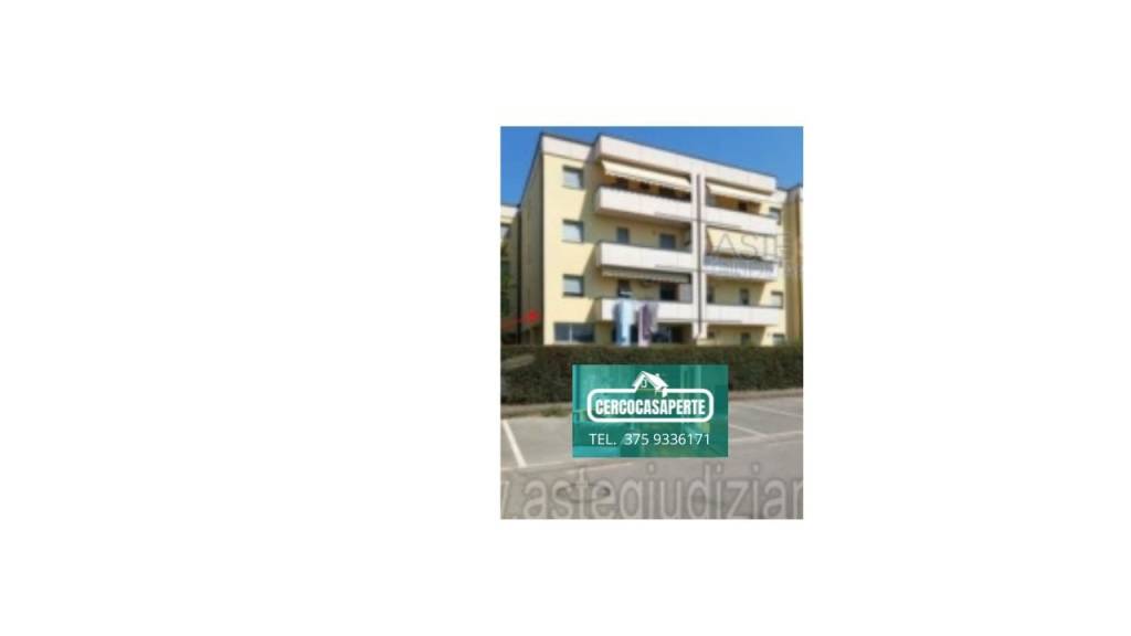 appartamento in vendita a Pistoia in zona Bottegone