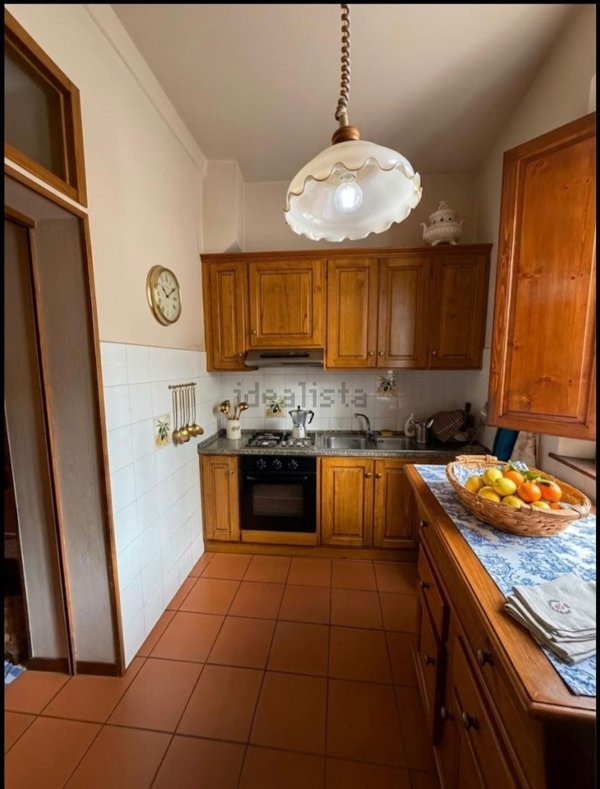 casa indipendente in vendita a Pistoia in zona Centro Città