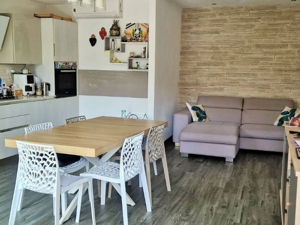 appartamento in vendita a Pistoia in zona Bottegone